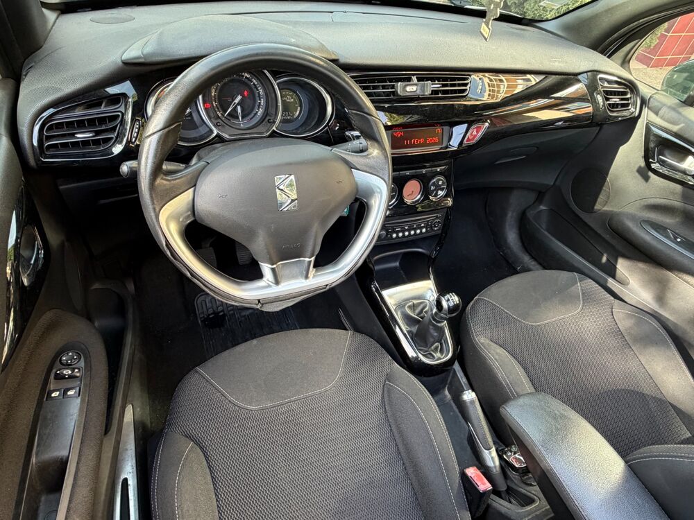 DS3 1.6 VTI 120Ch SO CHIC CABRIOLET *BLUETOOTH*ENTRETIEN COMPLET 2014 occasion 13009 Marseille