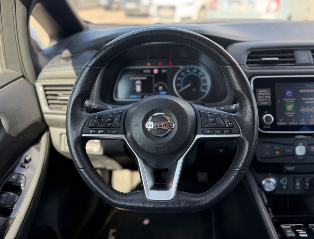 Leaf 150CH 40KWH N-CONNECTA - SUIVI COMPLET NISSAN 2019 occasion 13700 Marignane