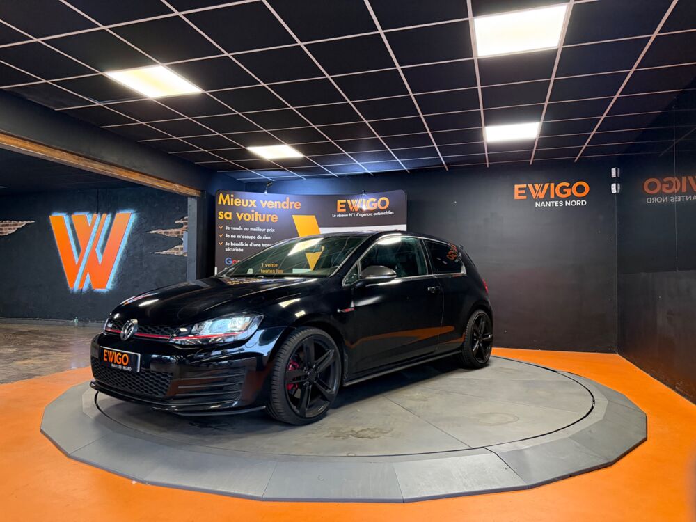 Golf 2.0 TSI 220 BLUEMOTION GTI/CARPLAY/TOIT OUVRANT/ENTRETIEN OK 2013 occasion 44300 Nantes