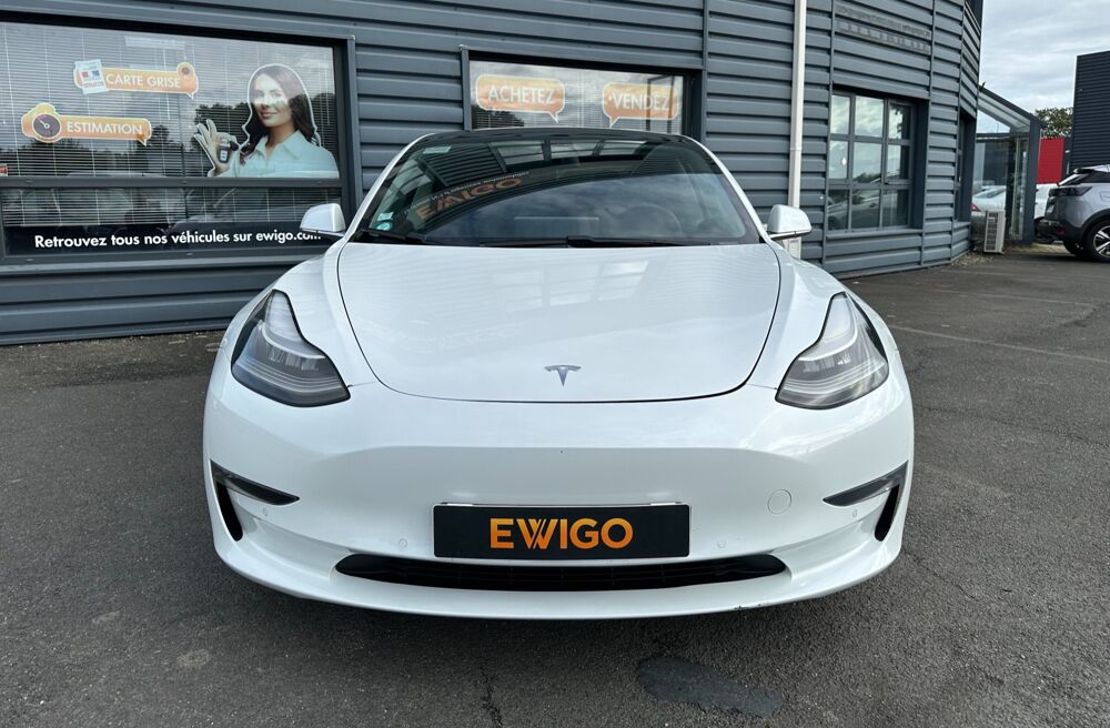 Model 3 LONG RANGE DUAL MOTOR 4WD / SOH 80% 400 Km AUTONOMIE 2019 occasion 44220 Cou&euml;ron