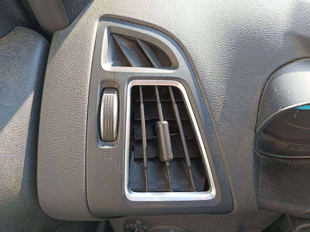 Kuga 1.5 FLEXIFUEL 150ch TITANIUM 4X2 - Entretien Ford 2019 occasion 69420 Ampuis