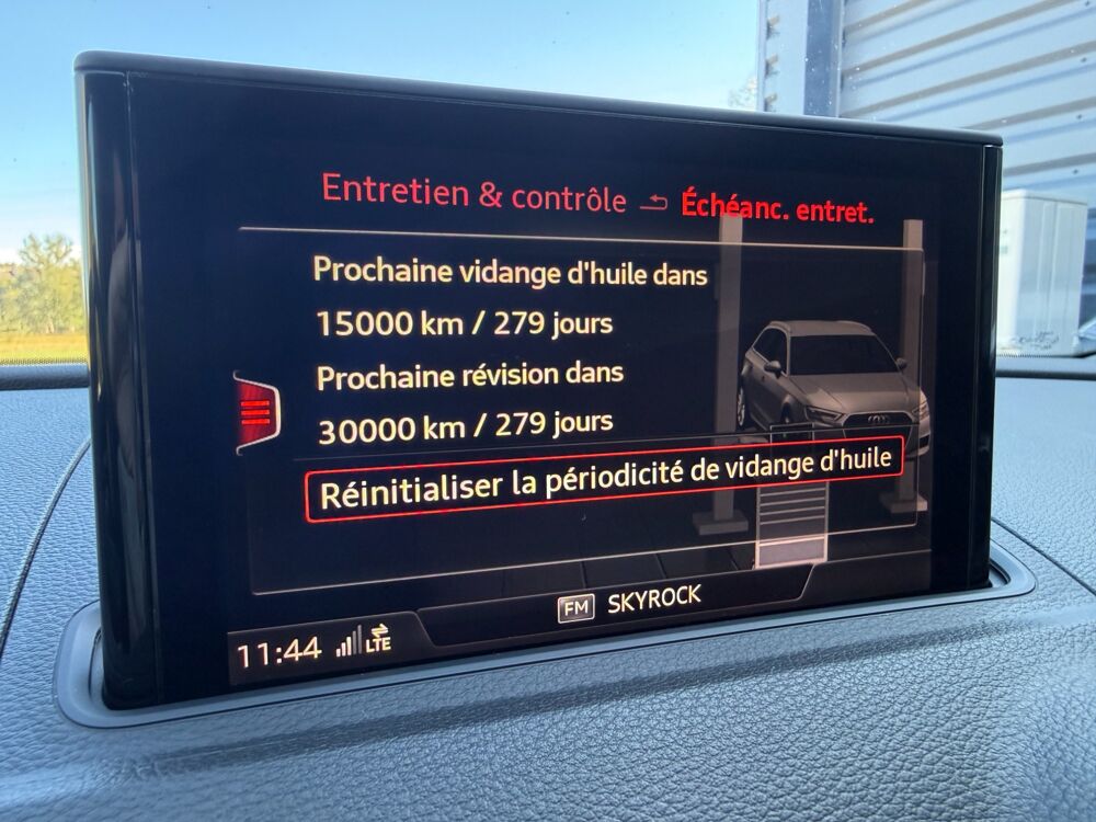 A3 III (8V) SPORTBACK 1.6 30 TDI 116 ch BUSINESS LINE - ORIGINE 2019 occasion 65290 Juillan