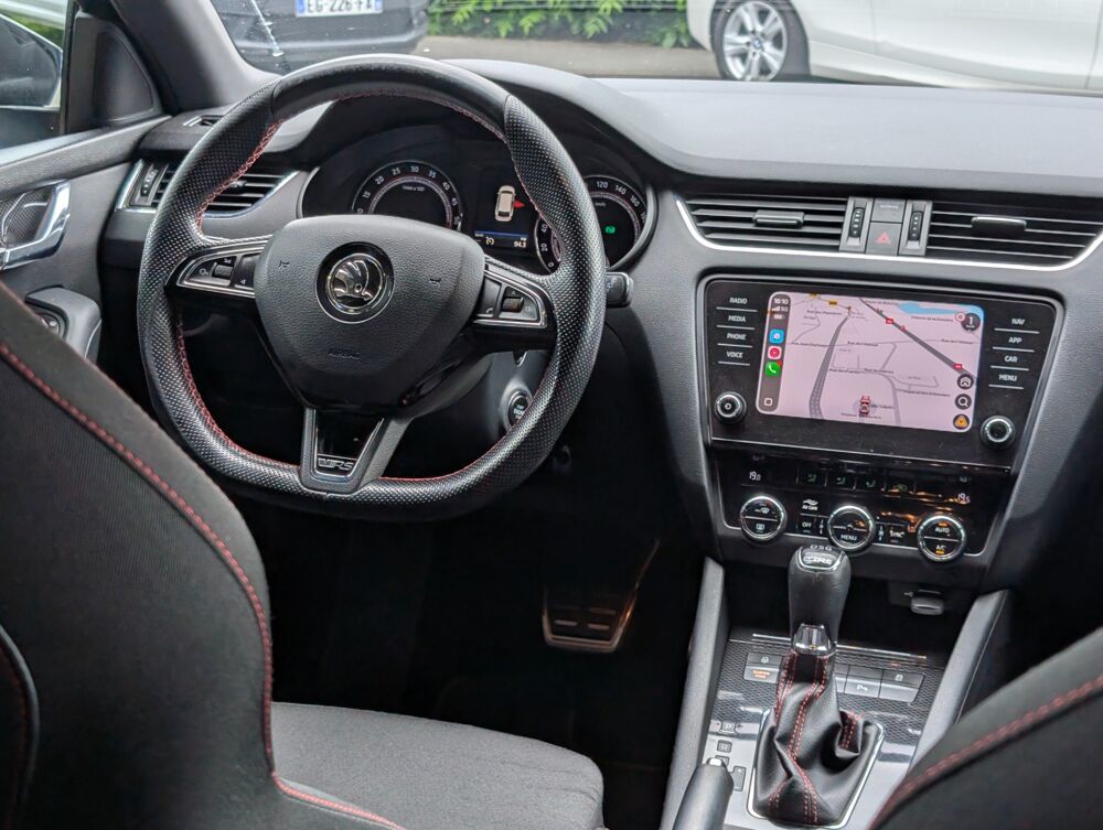 Octavia COMBI 2.0 TDI 180 RS 4X4 - ENTRETIEN SUIVI - GARANTIE 2017 occasion 69400 Arnas