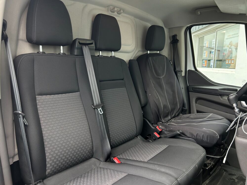 Transit Custom FOURGON 300 L1H1 2.0 ECOBLUE 130ch TREND BUSINESS / ENTRETIE 2023 occasion 64122 Urrugne