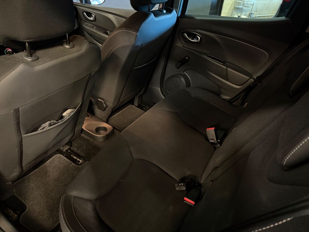 Clio 1.5 DCI 90CH ENERGY LIMITED- PREMIERE MAIN- ENTRETIEN COMPLE 2019 occasion 69400 Arnas