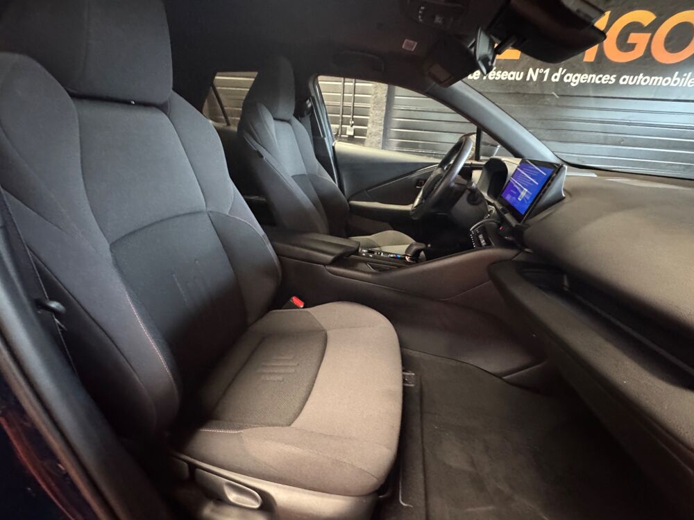 C-HR 1.8 140H 100 HYBRID FULL-HYBRID 0.85KWH DESIGN 4X2 BVA 2024 occasion 83600 Fr&eacute;jus