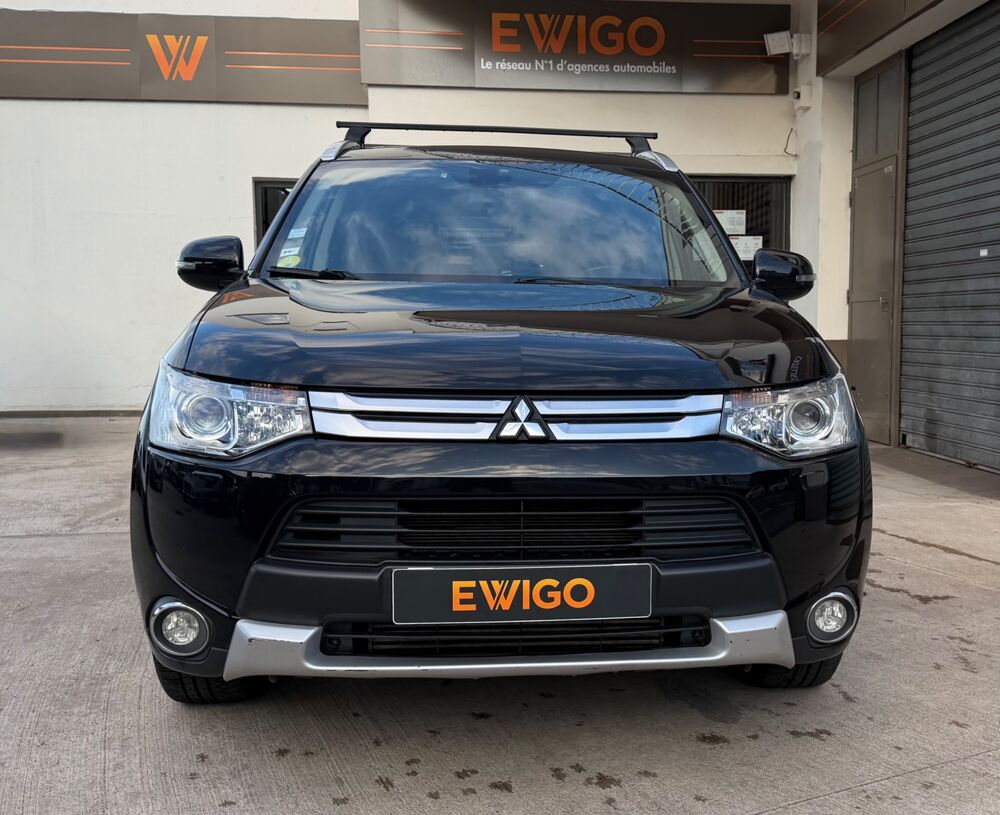 Outlander III (2) 2.2 DI-D INTENSE NAVi 4WD AUTO + ATTELAGE + SI&Egrave;GES A 2016 occasion 54000 Nancy