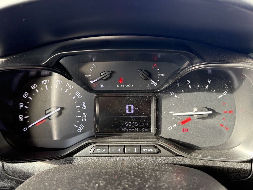 C3 GENERATION-III 1.2 PURETECH 82ch FEEL / CARPLAY 2020 occasion 17100 Saintes