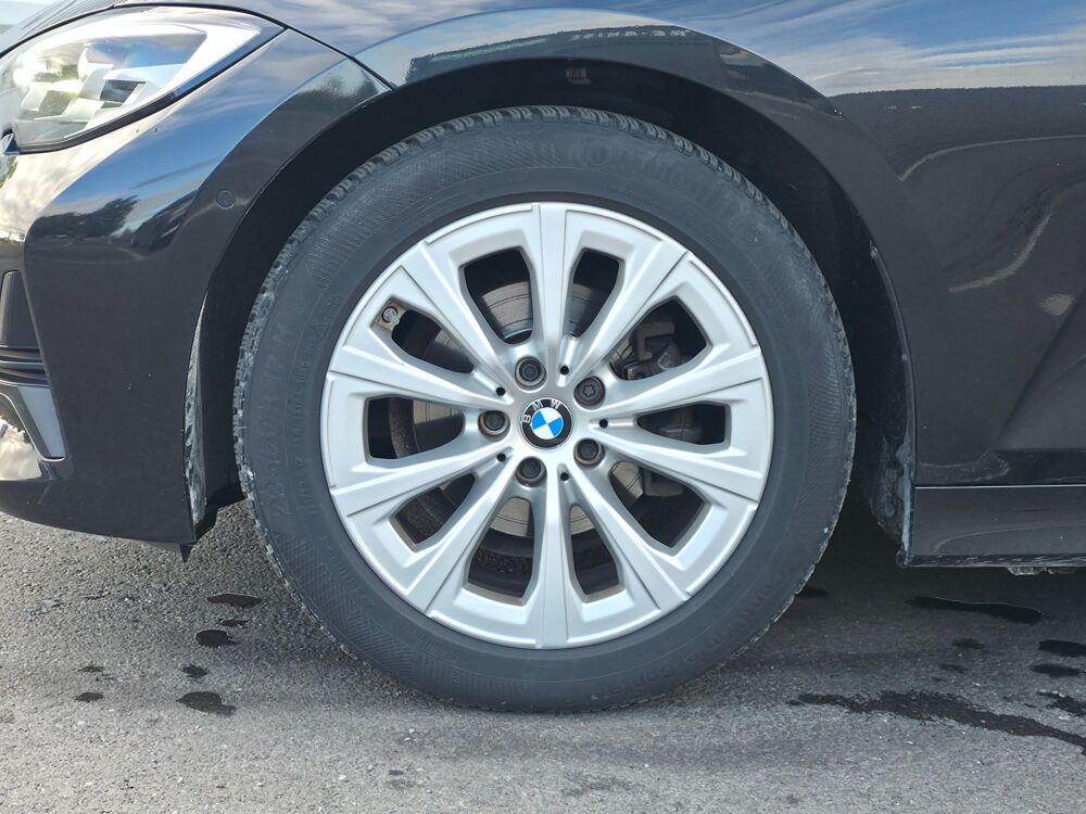 S&eacute;rie 3 TOURING 2.0 318 D 150ch BVA / CAMERA CARPLAY SANS FIL HAYON 2020 occasion 17100 Saintes
