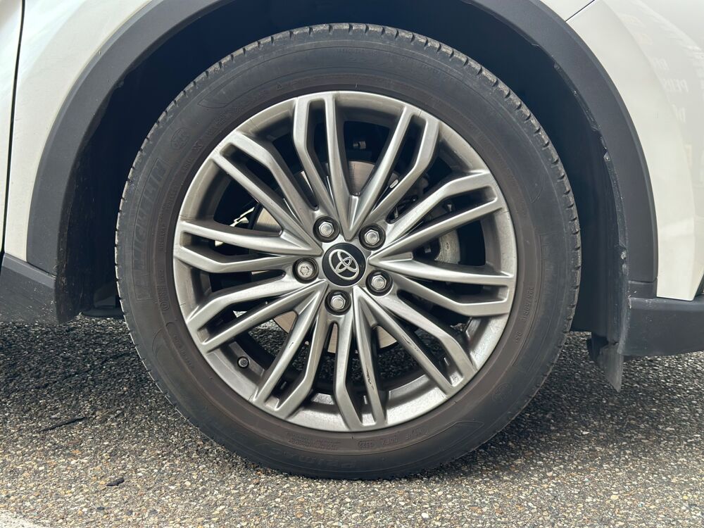 C-HR 1.8 HSD 122 CH FULL-HYBRID DISTINCTIVE 4X2 E-CVT / CAM&Eacute;RA / 2022 occasion 47000 Agen