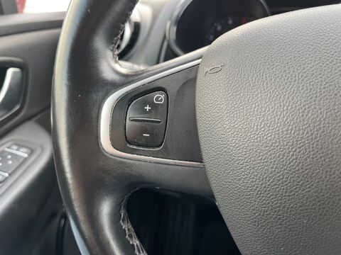 Clio 1.5 DCI 90 BUSINESS EDC BVA 2018 occasion 38590 Saint-&Eacute;tienne-de-Saint-Geoirs