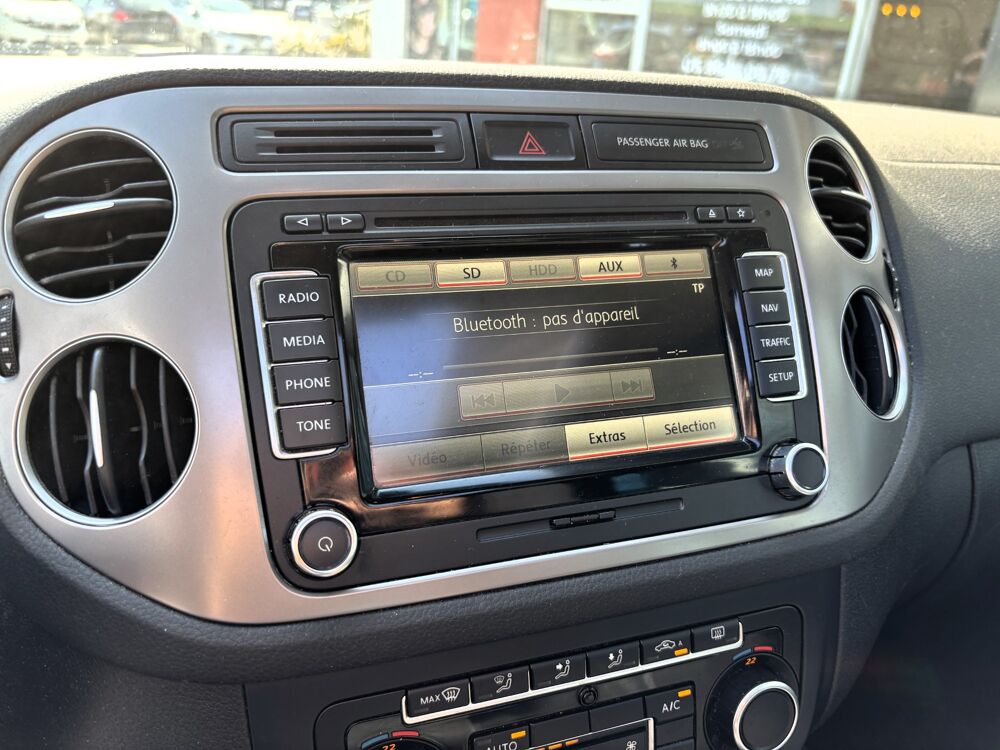 Tiguan 2.0 TDI 177 ch BLUEMOTION LOUNGE 4MOTION 2015 occasion 64320 Idron