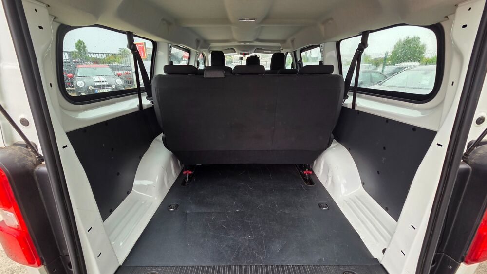 Traveller COMBI RALLONG&Eacute; 9 PLACES 1.5 BLUEHDI 120ch BUSINESS - GPS - A 2021 occasion 27000 &Eacute;vreux