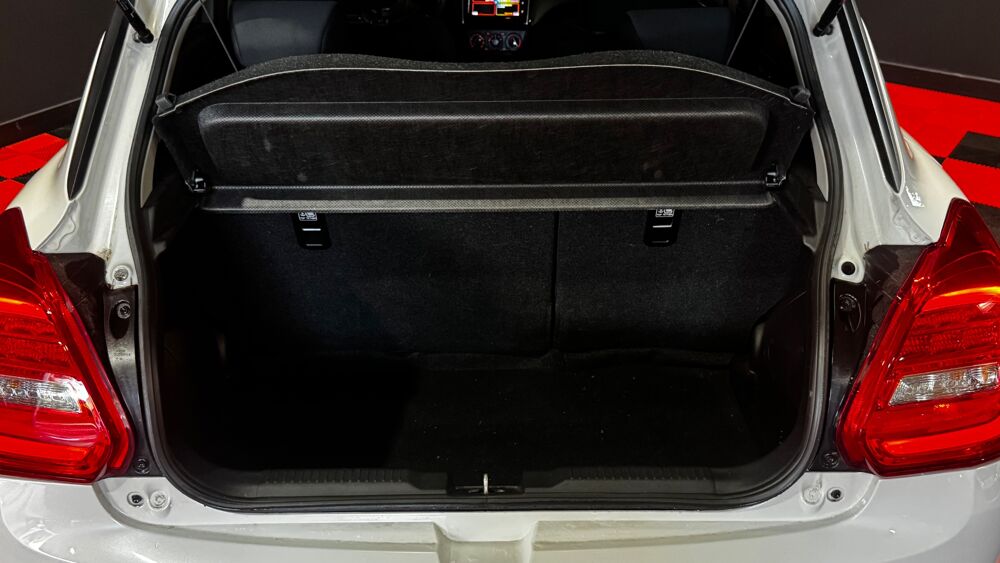 Swift 1.2 DUALJET 83CH CVT PRIVIL&Egrave;GE / RADAR AV&AR / R&Eacute;GULATEUR / 2021 occasion 29000 Quimper