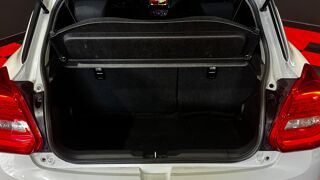 Swift 1.2 DUALJET 83CH CVT PRIVIL&Egrave;GE / RADAR AV&AR / R&Eacute;GULATEUR / 2021 occasion 29000 Quimper