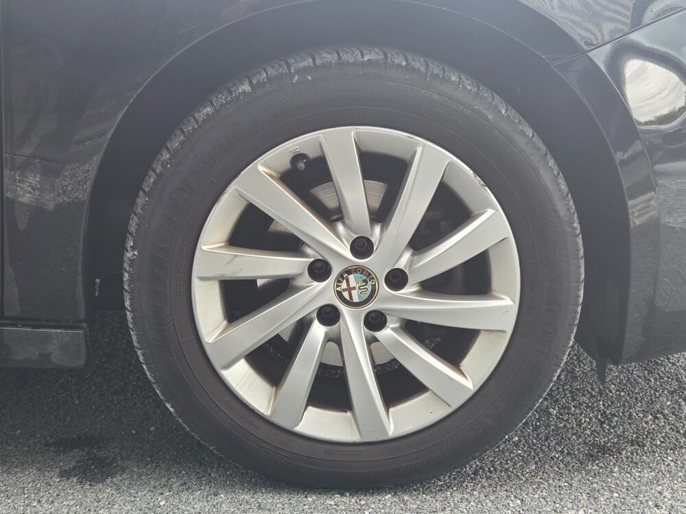Giulietta 1.4 T 105 Ch IMPRESSION DISTRIBUTION FAITE 2015 occasion 33210 Maz&egrave;res