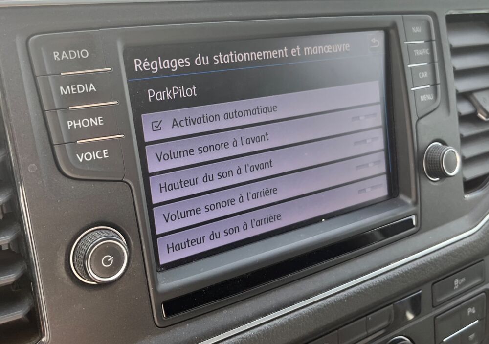 Crafter FOURGON 2.0 TDI 175 30 L3H3 BUSINESS LINE BVA + CARPLAY + CA 2019 occasion 54000 Nancy