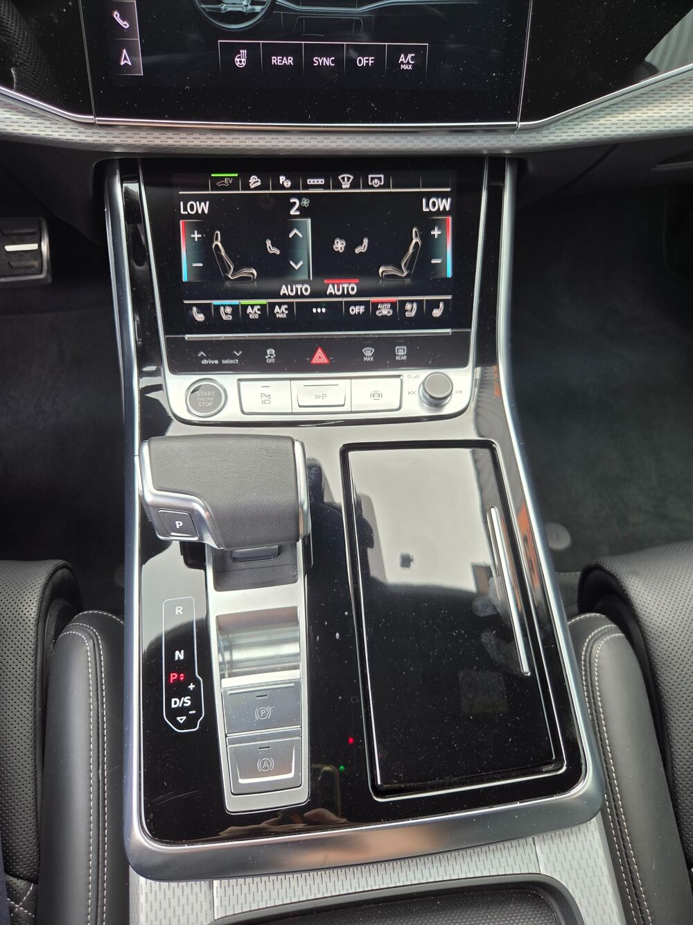 Q8 3.0 60 TFSIE 490H 340 PHEV HYBRID 25.9KWH COMPETITION QUATTR 2024 occasion 33210 Maz&egrave;res
