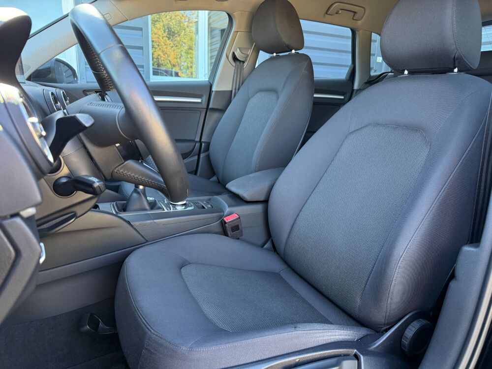 A3 III (8V) SPORTBACK 1.6 30 TDI 116 ch BUSINESS LINE - ORIGINE 2019 occasion 65290 Juillan