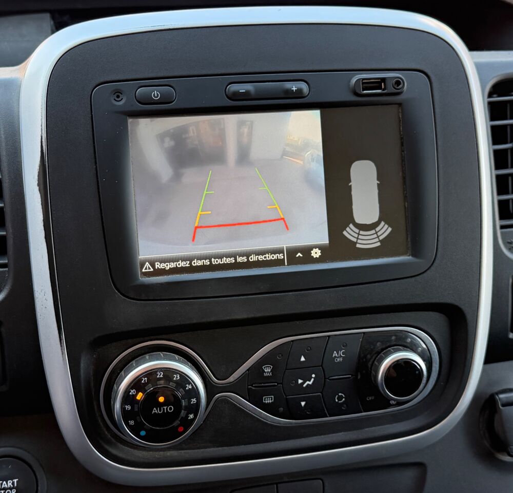 Trafic III (2) 2.0 DCI 145 GRAND CONFORT L2H1 3PL + CAMERA + LED + 2021 occasion 54000 Nancy