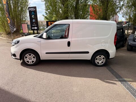 Doblo 1.6 JTD MIULTIJET - TVA RECUPERABLE - DISTRIBUTION NEUVE - R 2020 occasion 76150 Saint-Jean-du-Cardonnay