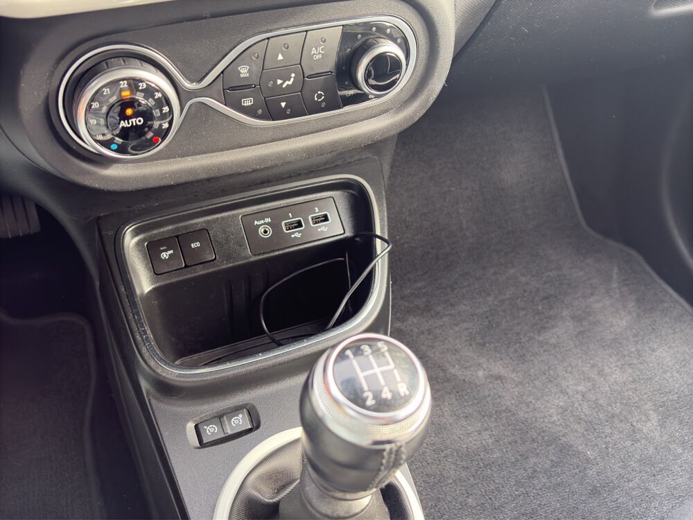 Twingo 0.9 TCE 90 ENERGY INTENS - Garantie 6 mois 2019 occasion 68000 Colmar