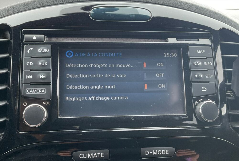 Juke 1.6 115 ACENTA 2WD BVA - Cam&eacute;ra 360 - GPS 2017 occasion 78410 Flins-sur-Seine