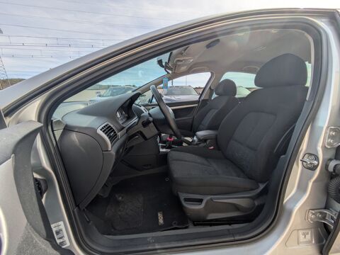 407 1.8 125cv CONFORT / 4 ROUE SUR JANTES EN / 2 VITRES ELECTRIQ 2006 occasion 69420 Ampuis