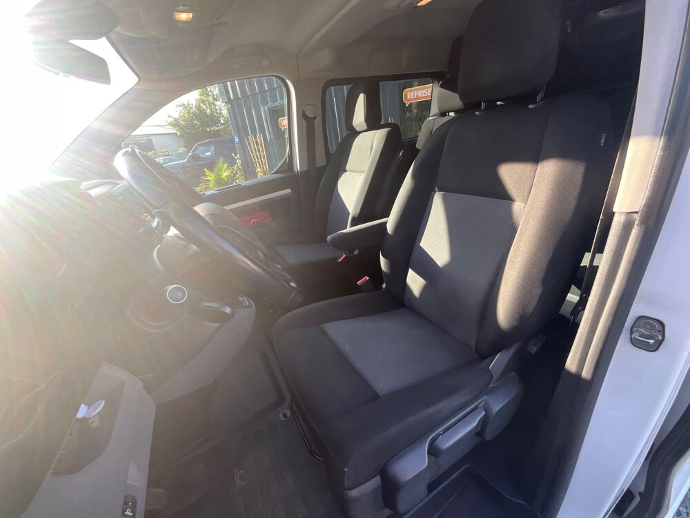 Expert COMBI XL / Cabine approfondie 2.0 BLUEHDI 150 / 5 places / T 2021 occasion 17000 La Rochelle