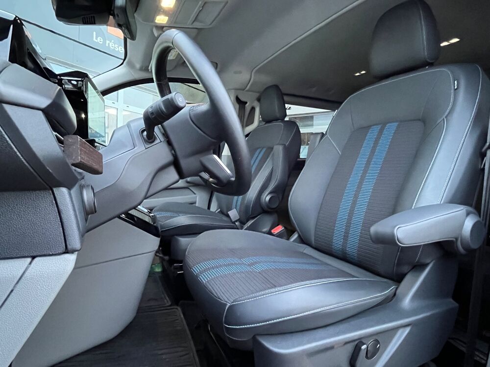 Transit Custom FG II 320 L2H1 2.0 ECOBLUE 170 ch CABINE APPROFONDIE SPORT 4 2025 occasion 64320 Idron