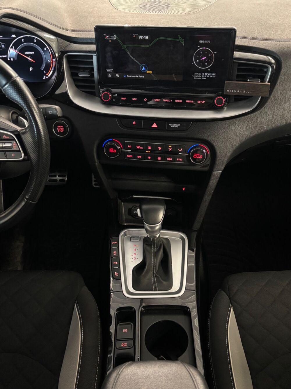 Ceed 1.6 CRDI 135 Ch GT-LINE PREMIUM DCT BVA - PREMIERE MAIN -GAR 2020 occasion 79000 Niort
