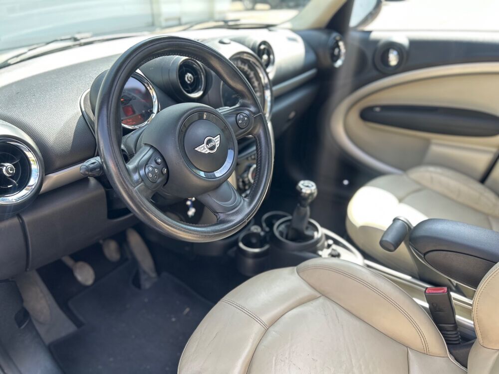 Countryman 1.6L D 112ch COOPER PACK CHILI - TOIT OUVRANT + RADARS AR 2015 occasion 38420 Le Versoud