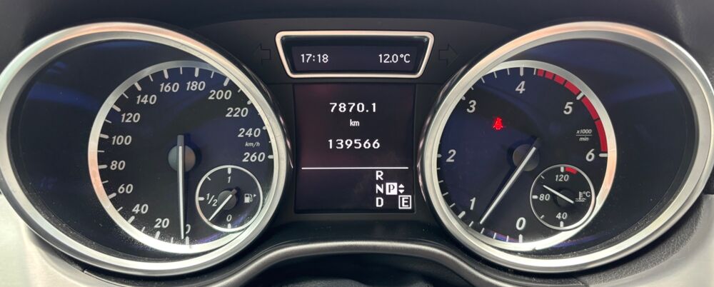 Classe M ML 250 2.2 BLUETEC 205 Ch - Fascination 2012 occasion 44220 Cou&euml;ron