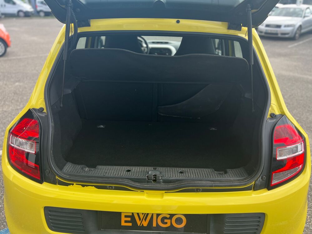 Twingo 1.0 SCE 70 CH ZEN / 1ERE MAIN + ENTRETIEN CONSTRUCTEUR 2015 occasion 47000 Agen