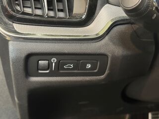 V60 2.0 T8 390ch TWIN-ENGINE PHEV HYBRID R-DESIGN AWD GEARTRONIC 2019 occasion 78125 Gazeran