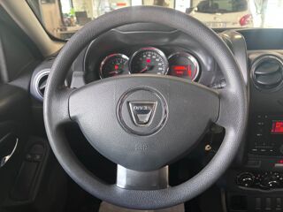 Duster 1.2 TCE 125 AIR 4X2 - ATTELAGE 2014 occasion 79000 Niort