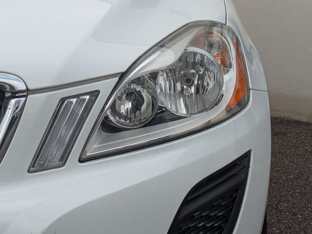 XC60 2.4 D3 165cv KINETIC AWD / PREMIERE MAIN / ATTELAGE / RADAR 2011 occasion 69420 Ampuis