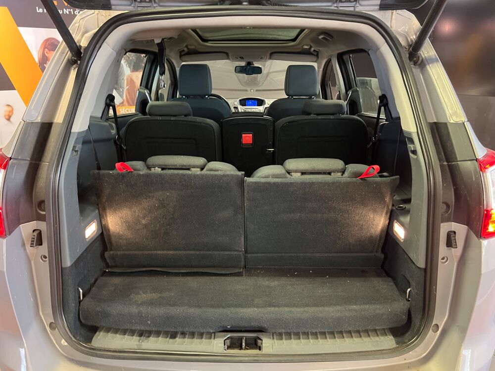 Grand C-MAX 1.6 TDCI 115 BUSINESS // 7 places 2011 occasion 44300 Nantes