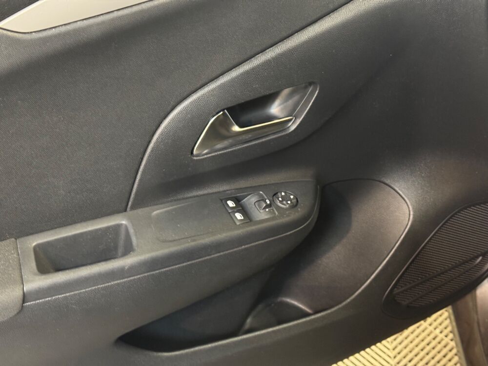 Corsa 1.2 T 100CH ELEGANCE BUSINESS/ SIEGES CHAUFFANTS/ CARPLAY/ V 2021 occasion 78125 Gazeran