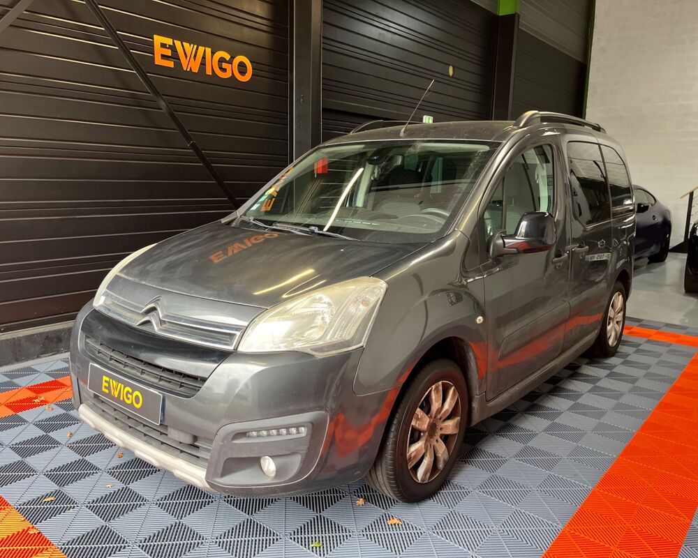 Berlingo GENERATION-II MULTISPACE 1.6 BLUEHDI 100CH XTR+ / DISTRIBUTI 2015 occasion 33260 La Teste-de-Buch