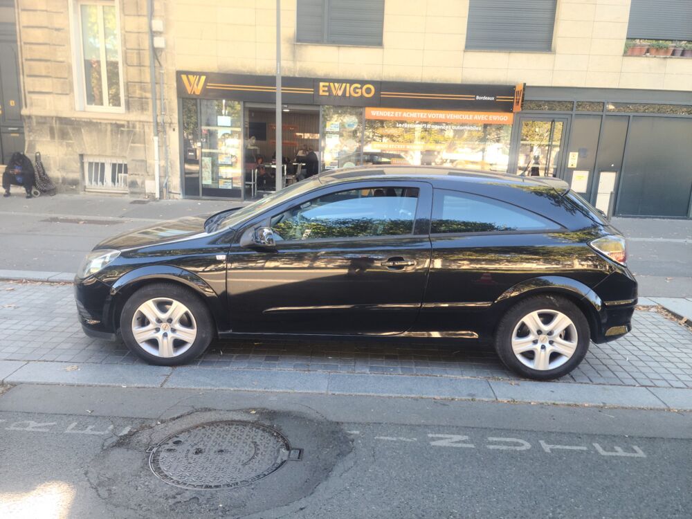 Astra GTC AFFAIRE 1.7 CDTI 110 CLIm 2009 occasion 33100 Bordeaux