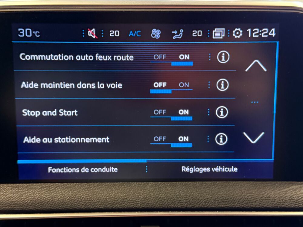 3008 GENERATION-II 1.5 BLUEHDI 130 Ch ALLURE EAT BVA START-STOP 2019 occasion 24750 Tr&eacute;lissac