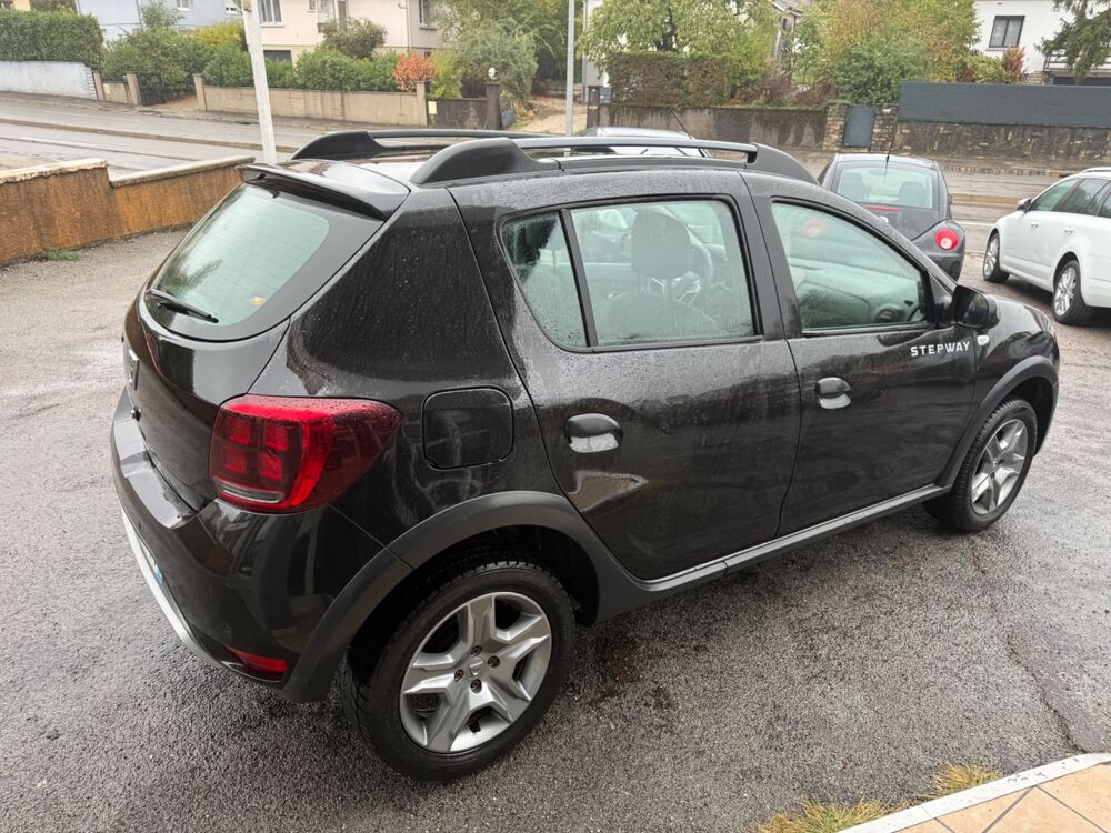 Sandero 0.9 TCE 90 CH Stepway phase II 2017 occasion 25000 Besan&ccedil;on