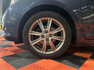 Yaris 1.3 VVTI 100CH STYLE BVA / TOIT PANORAMIQUE / CAMERA DE RECU 2012 occasion 29000 Quimper