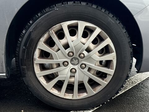 Expert FOURGON 2.0 BLUEHDI 180 L1 ASPHALT EAT 8 BVA / CARPLAY / DOU 2022 occasion 17100 Saintes