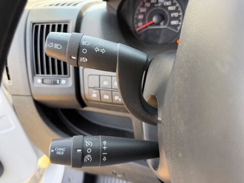 Jumper 2.2 BLUEHDI 140 30 L2H2 DRIVER START-STOP // 13 575 € HT // 2022 occasion 44300 Nantes