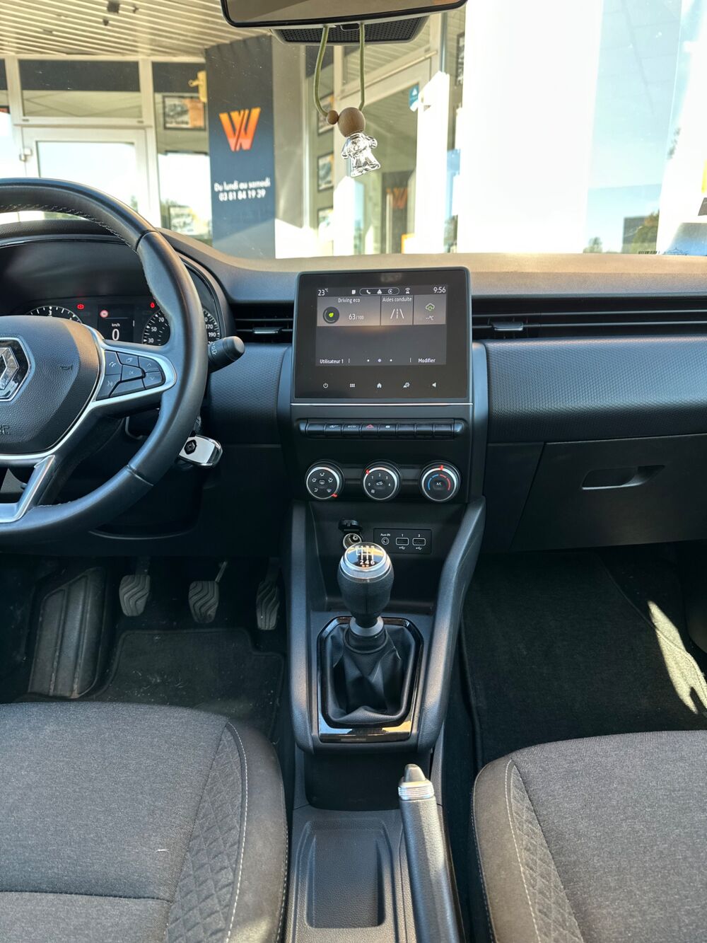 Clio 1.5 BLUEDCI 100ch BUSINESS 2021 occasion 25000 Besan&ccedil;on
