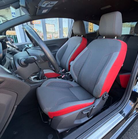Fiesta V (2) 1.0 ECOBOOST 140 S&S ST LINE BLACK EDITION 3P + RADAR 2017 occasion 97410 Saint-Pierre