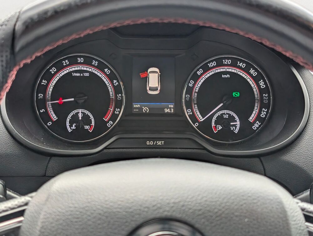 Octavia COMBI 2.0 TDI 180 RS 4X4 - ENTRETIEN SUIVI - GARANTIE 2017 occasion 69400 Arnas