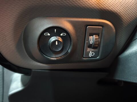 C4 cactus 1.2 VTI 80 FEEL FINE PREMIERE MAIN 2018 occasion 60740 Saint-Maximin